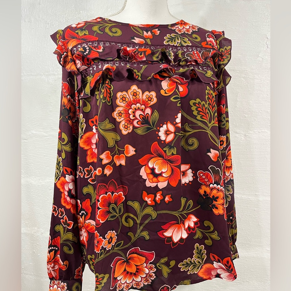 LOFT FLORAL PULLOVER TOP WITH RUFFLE DETAIL (a239) - Picture 9 of 14